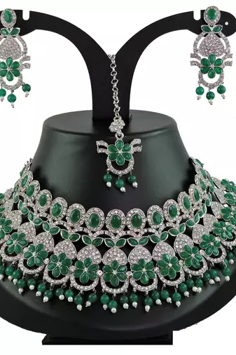 Green designer function wear ad necklace set