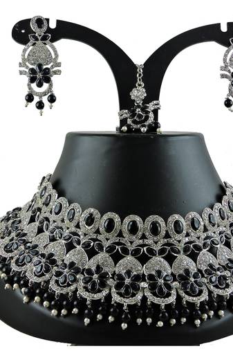 Black designer function wear ad necklace set