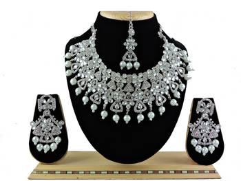 Multicolor designer function wear ad necklace set 1