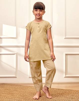 Girl's chiku cotton yoga kurta set with straight pants for kids (age 9-15 years) 3