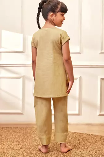 Girl's chiku cotton yoga kurta set with straight pants for kids (age 9-15 years)
