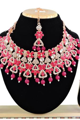 Red designer function wear ad necklace set