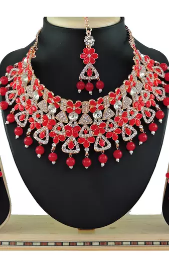 Red designer function wear ad necklace set