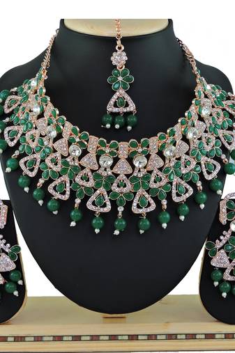 Green designer function wear ad necklace set
