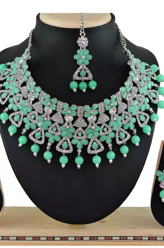 Green designer function wear ad necklace set