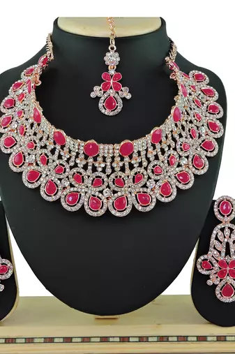 Red designer function wear ad necklace set