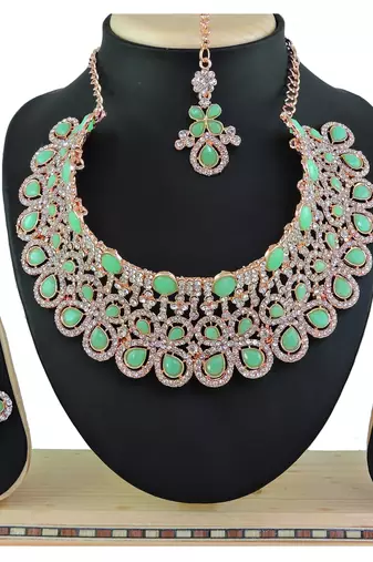 Green designer function wear ad necklace set