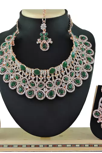 Green designer function wear ad necklace set