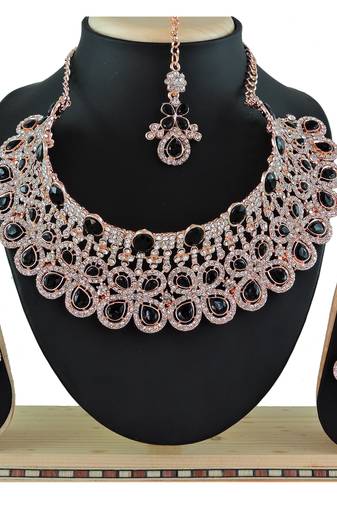 Black designer function wear ad necklace set