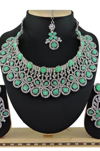 Green designer function wear ad necklace set