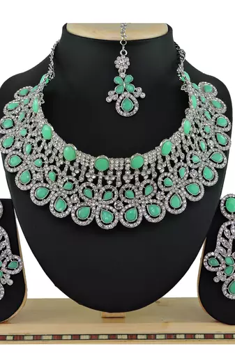 Green designer function wear ad necklace set