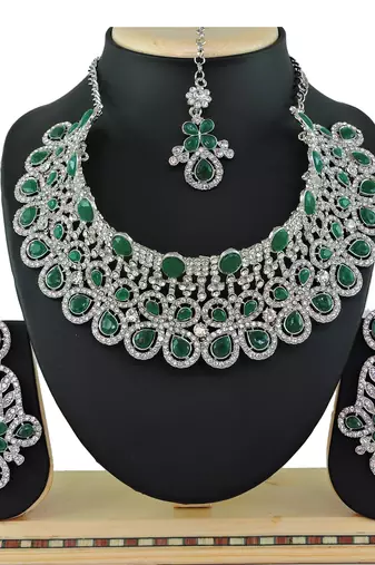 Green designer function wear ad necklace set