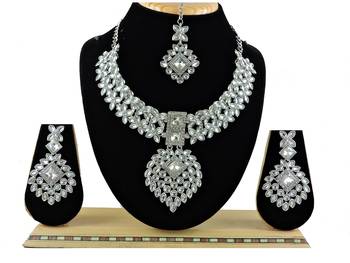 Multicolor designer function wear ad necklace set 1