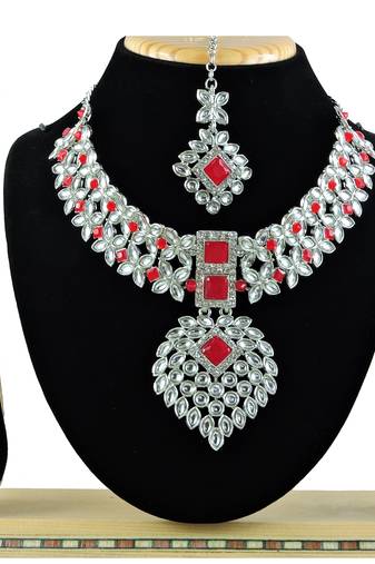 Red designer function wear ad necklace set