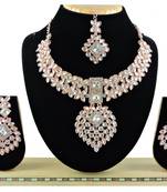 Multicolor designer function wear ad necklace set