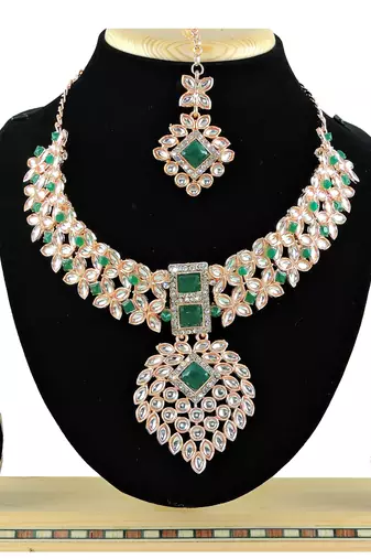 Green designer function wear ad necklace set