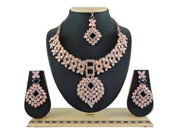 Black designer function wear ad necklace set 1