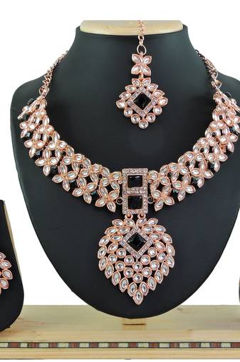 Black designer function wear ad necklace set