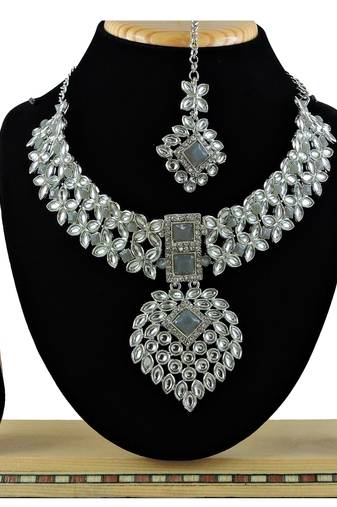 Grey designer function wear ad necklace set