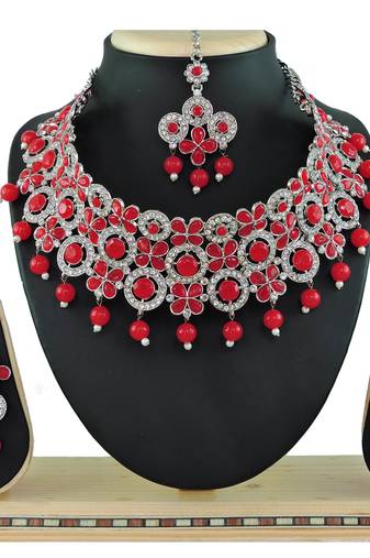 Red designer function wear ad necklace set