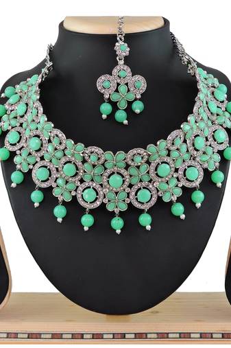 Green designer function wear ad necklace set