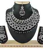 Black designer function wear ad necklace set