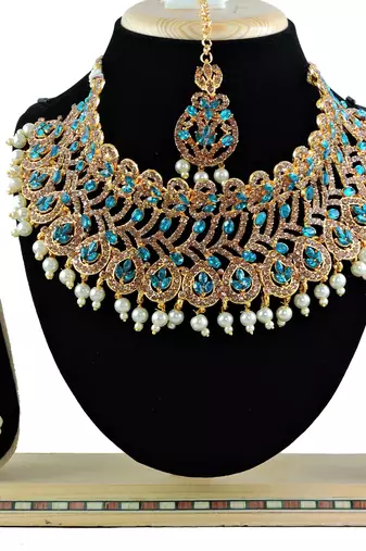 Turquoise designer function wear ad necklace set