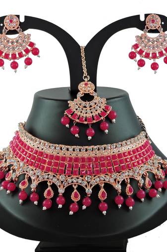 Red designer function wear ad necklace set