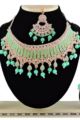 Green designer function wear ad necklace set