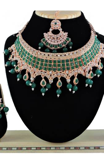 Green designer function wear ad necklace set