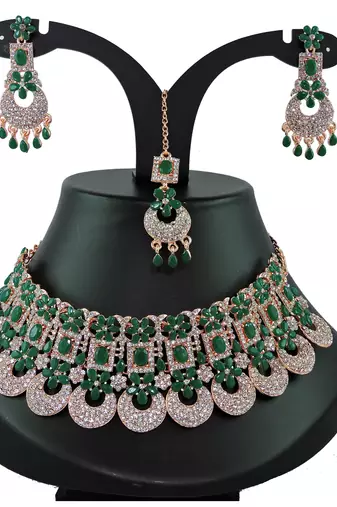 Green designer function wear ad necklace set