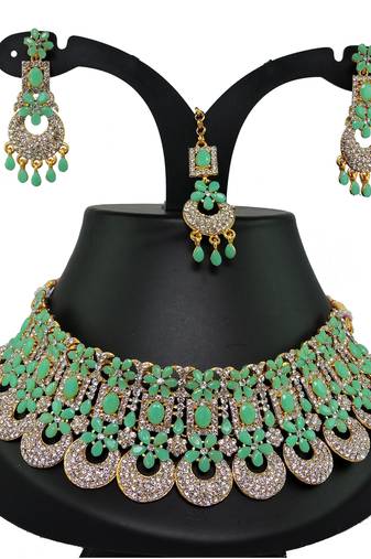 Green designer function wear ad necklace set