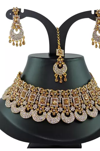 Multicolor designer function wear ad necklace set