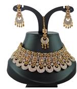 Multicolor designer function wear ad necklace set