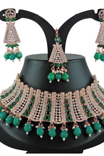 Green designer function wear ad necklace set