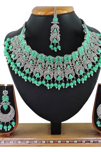 Green designer function wear ad necklace set