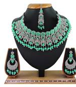 Green designer function wear ad necklace set
