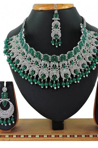Green designer function wear ad necklace set