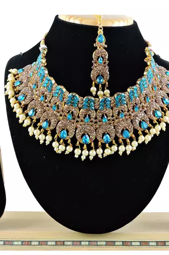 Turquoise designer function wear ad necklace set