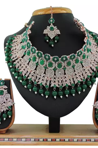 Green designer function wear ad necklace set