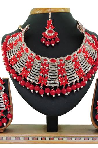 Red designer function wear ad necklace set