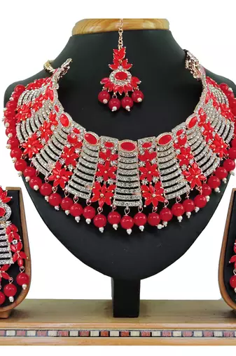 Red designer function wear ad necklace set