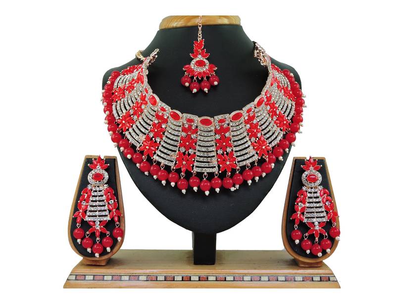 Red designer function wear ad necklace set