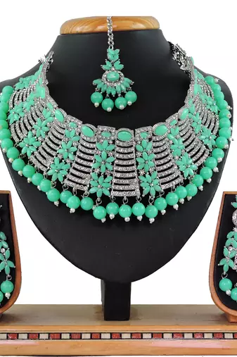 Green designer function wear ad necklace set