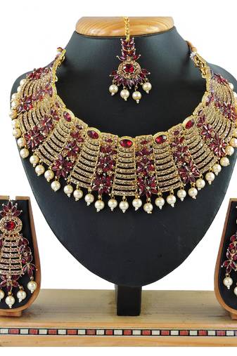 Maroon designer function wear ad necklace set