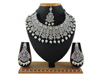 Multicolor designer function wear ad necklace set 1