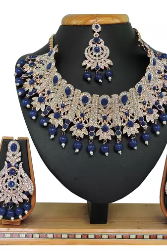 Blue designer function wear ad necklace set