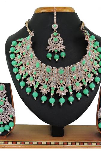 Green designer function wear ad necklace set