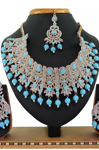 Turquoise designer function wear ad necklace set