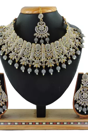 Grey designer function wear ad necklace set